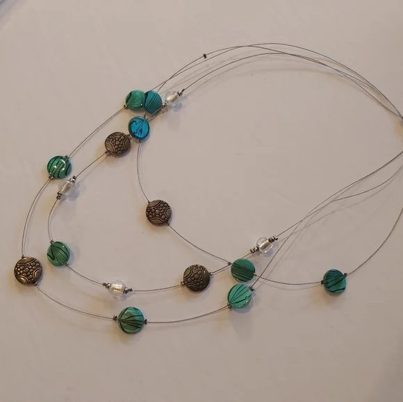 🆕️Beaded necklace//B1 - Picture 1 of 4